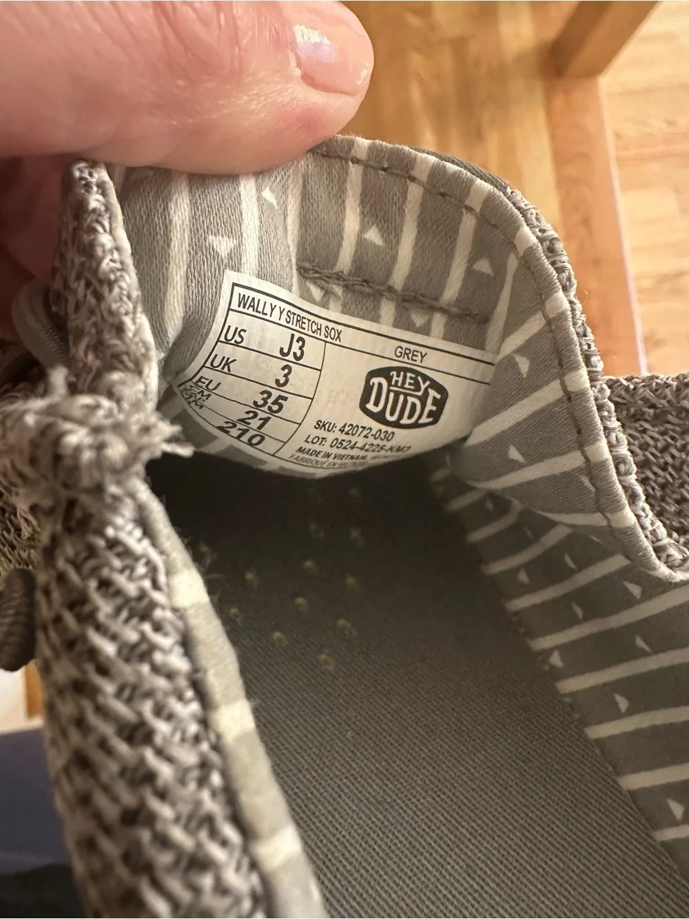 Hey Dude lightweight knit